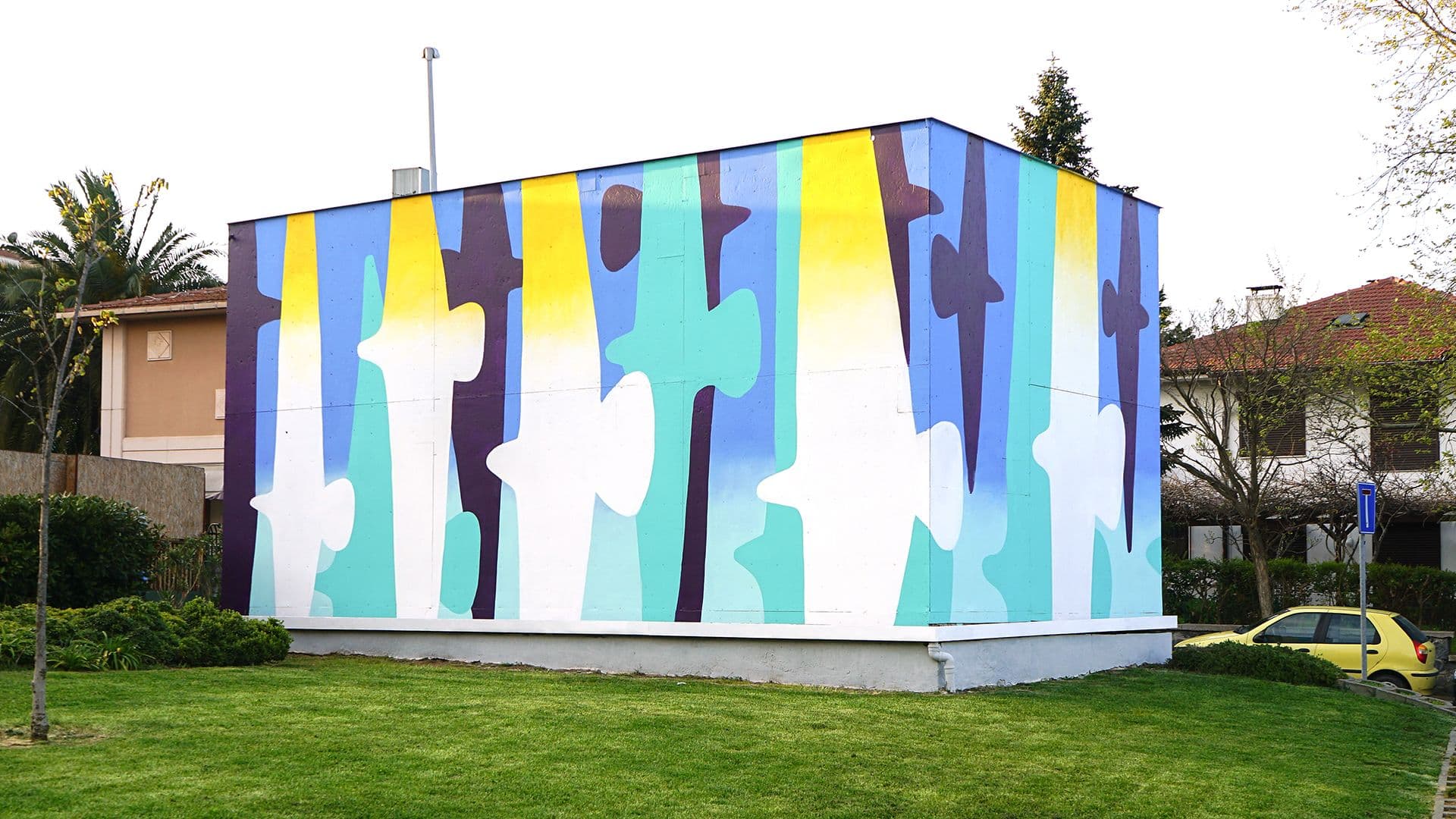 A simple and rhythmic abstraction of the sky, the sunset, and all the seagulls I have observed.